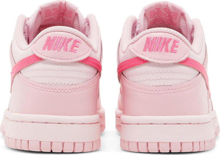 Dunk Low “Triple Pink”