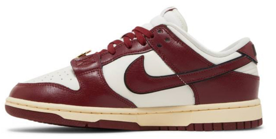 Dunk Low SE "Sisterhood - Team Red"