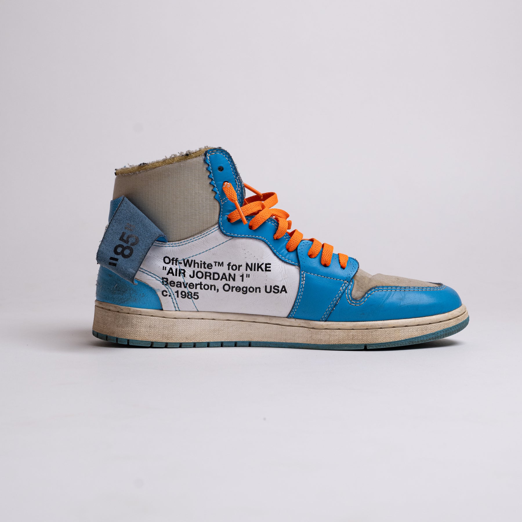 Nike Air Jordan 1 Retro High Off-White University Blue