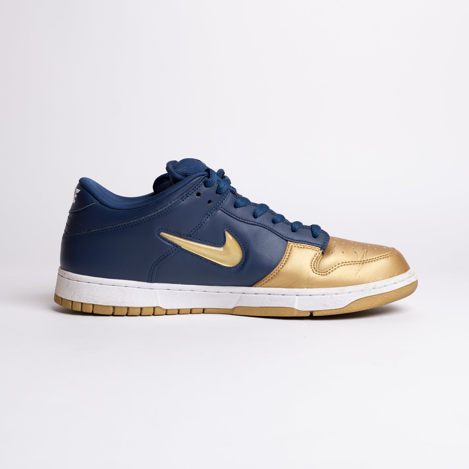 Nike SB Dunk Low Supreme Jewel Swoosh Gold