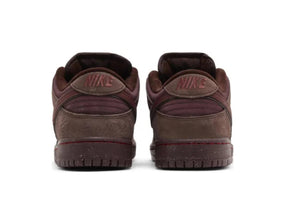 Nike Dunk Low SB 'City of Love - Burgundy Crush'